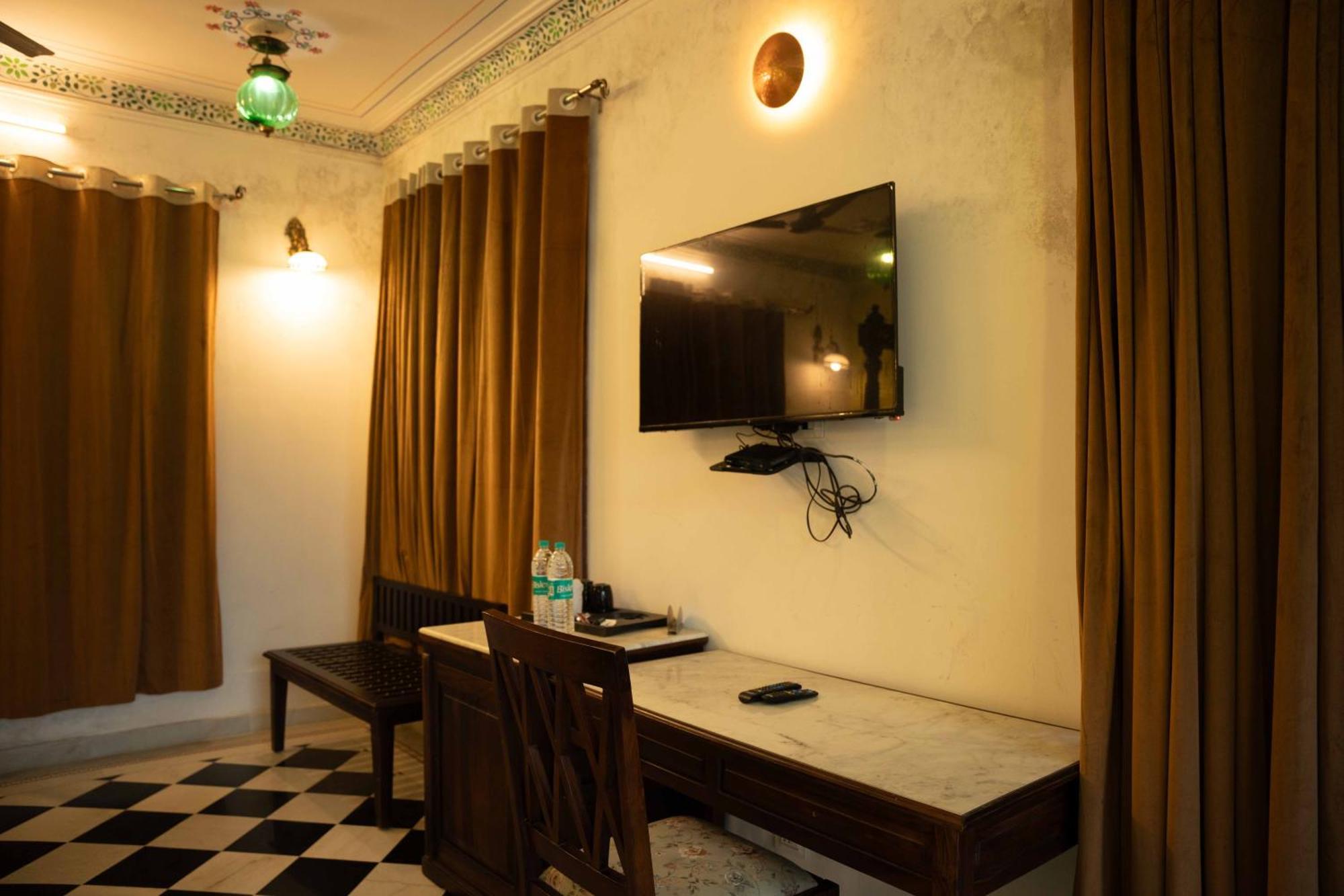 Hotel Karohi Villa Udaipur Exterior photo